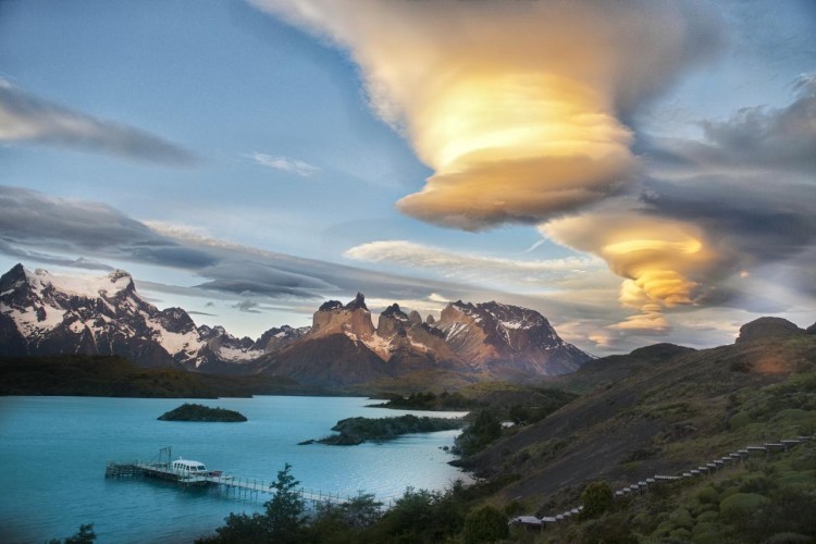 Torres_del_Paine_sunset