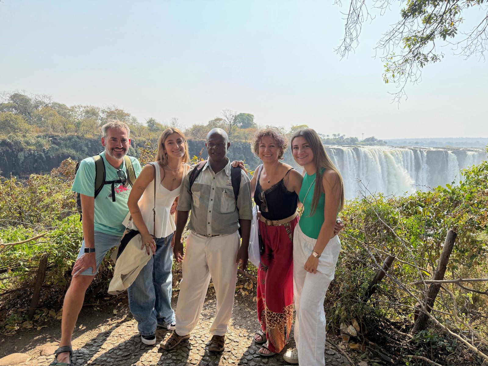 Imagen de WhatsApp 2025-09-15 a las 10.12.35_77dd626e